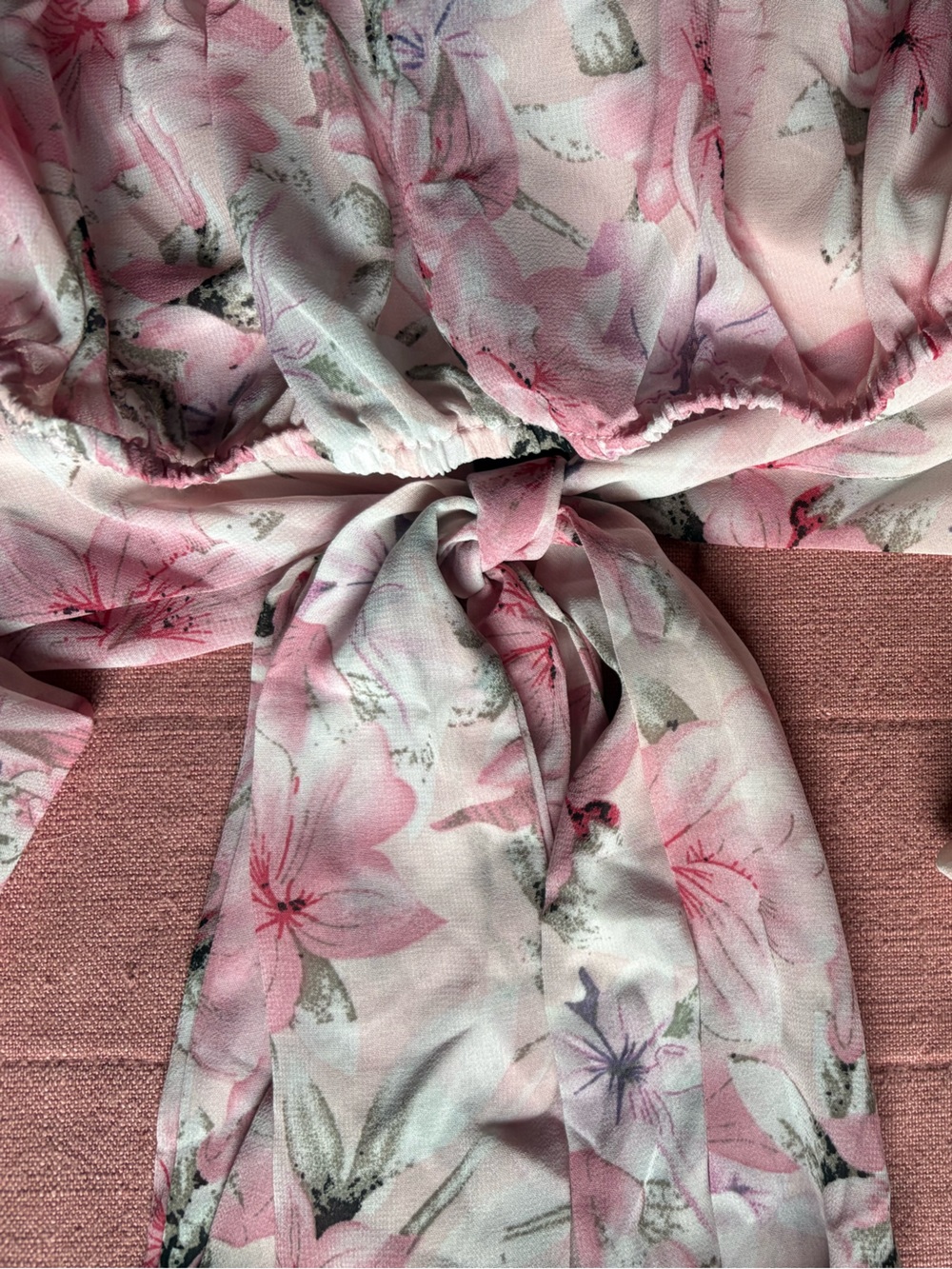Miss Avenue Pink Floral Tie-Front Puff Sleeve Crop Top- Size M - Picture 8 of 9